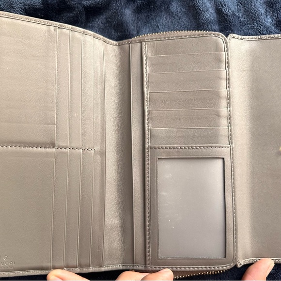 Gucci Bifold Long Wallet - Picture 6 of 6